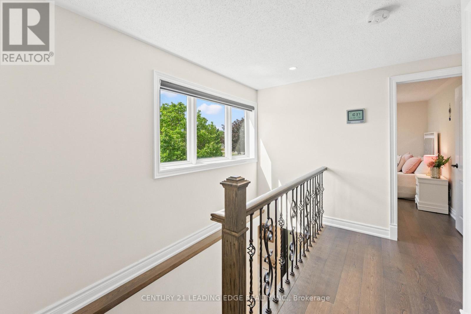 6 FREELAND AVENUE - 23
