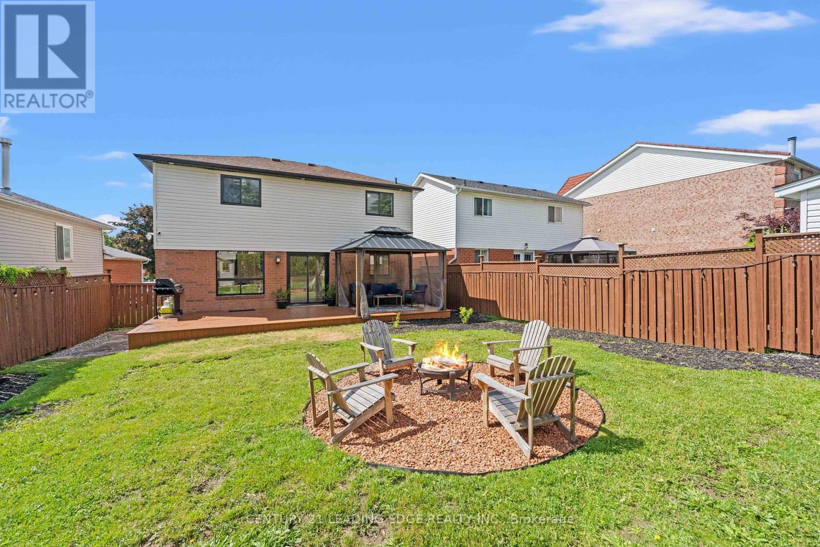 6 FREELAND AVENUE - 45