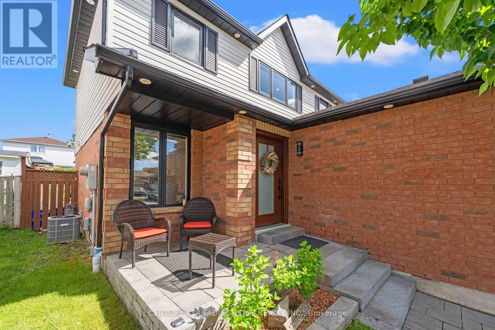 6 FREELAND AVENUE - 5