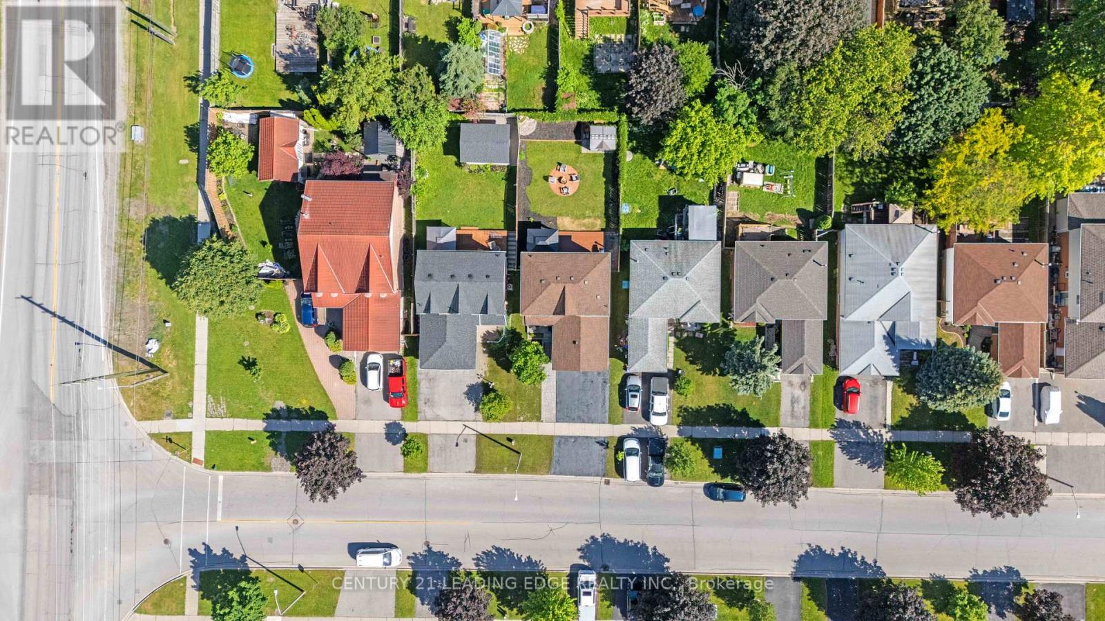 6 FREELAND AVENUE - 50