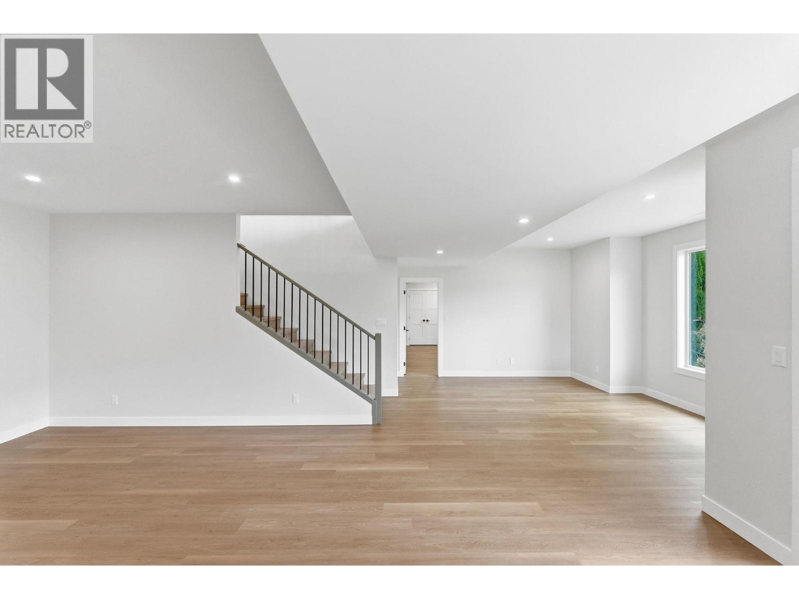 3620 LOBELIA Drive - 39