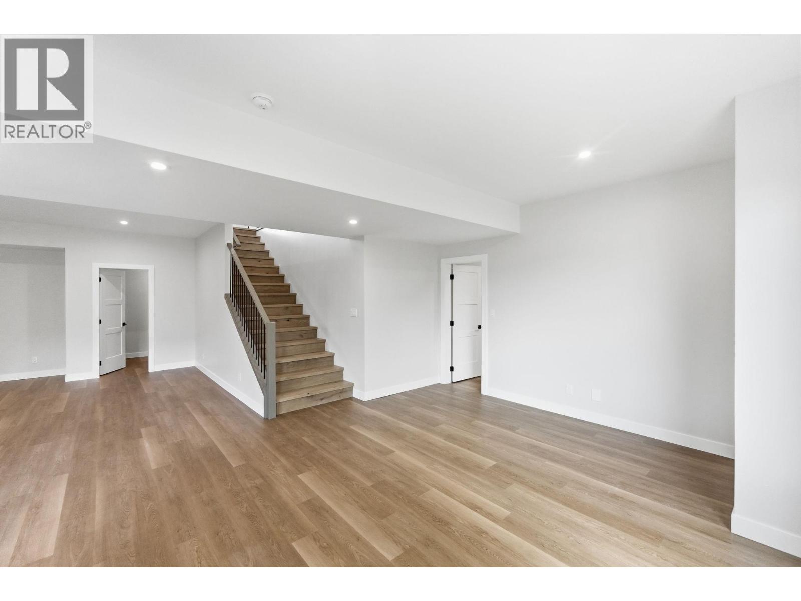3620 LOBELIA Drive - 35