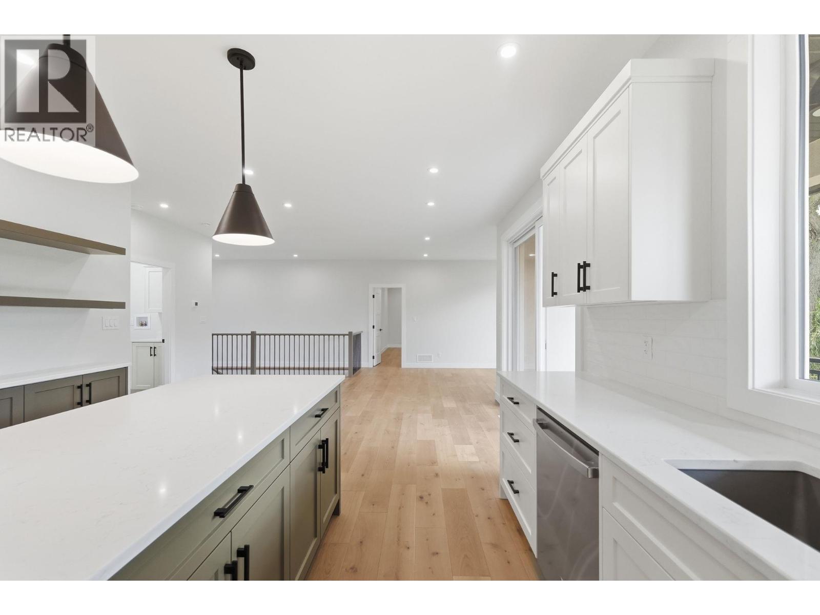 3620 LOBELIA Drive - 12