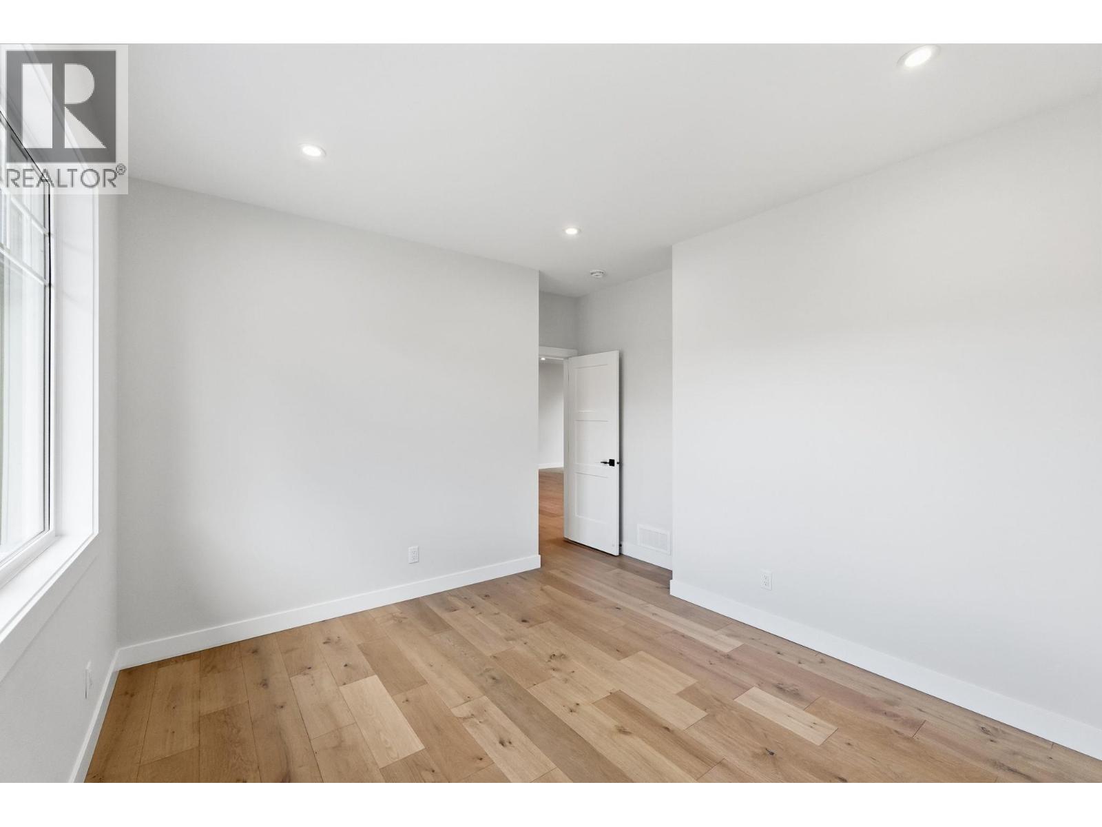 3620 LOBELIA Drive - 25