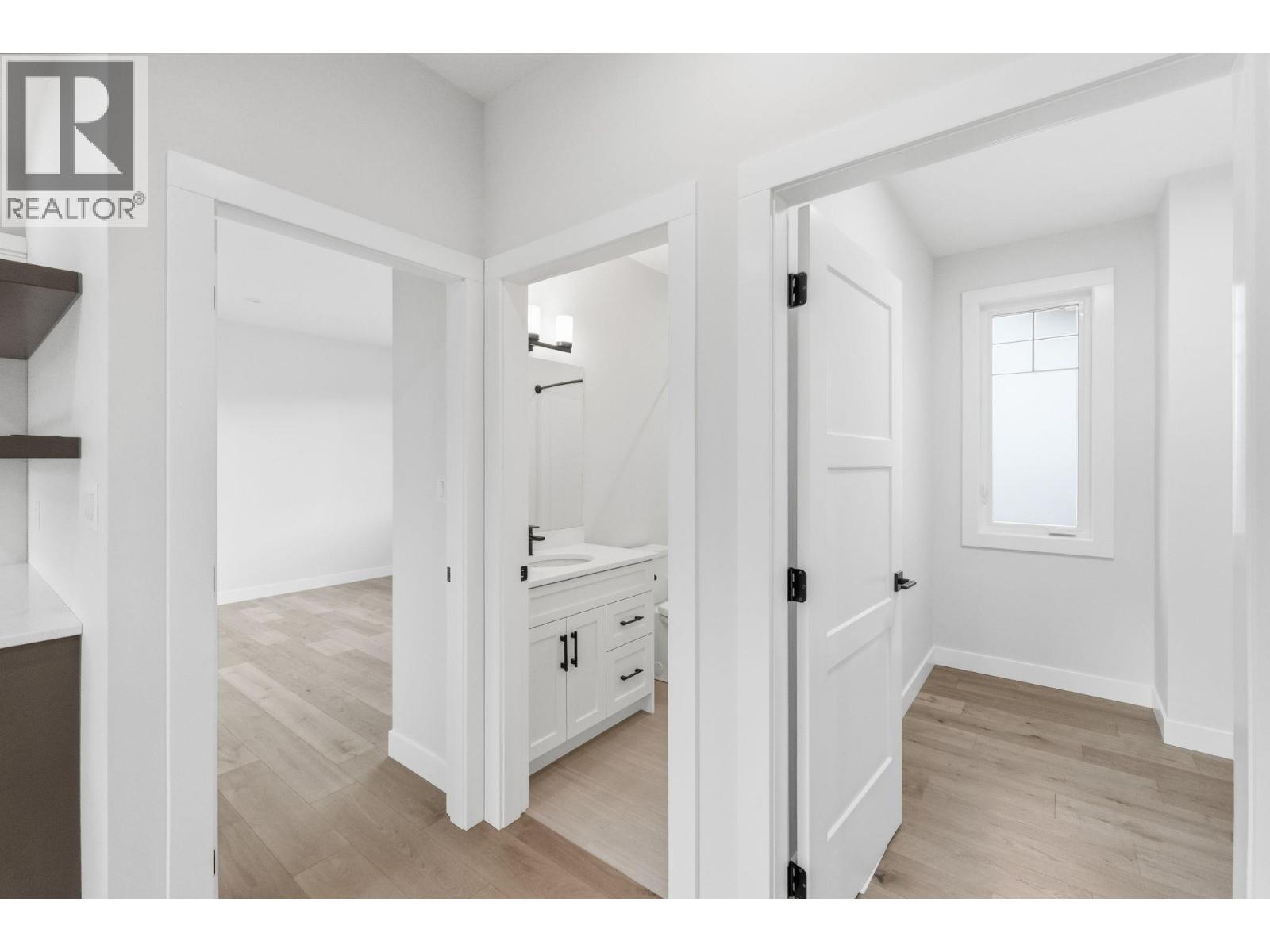 3620 LOBELIA Drive - 26