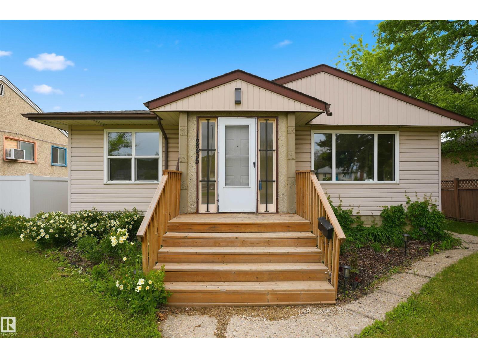 12235 ST ALBERT TR NW - 2