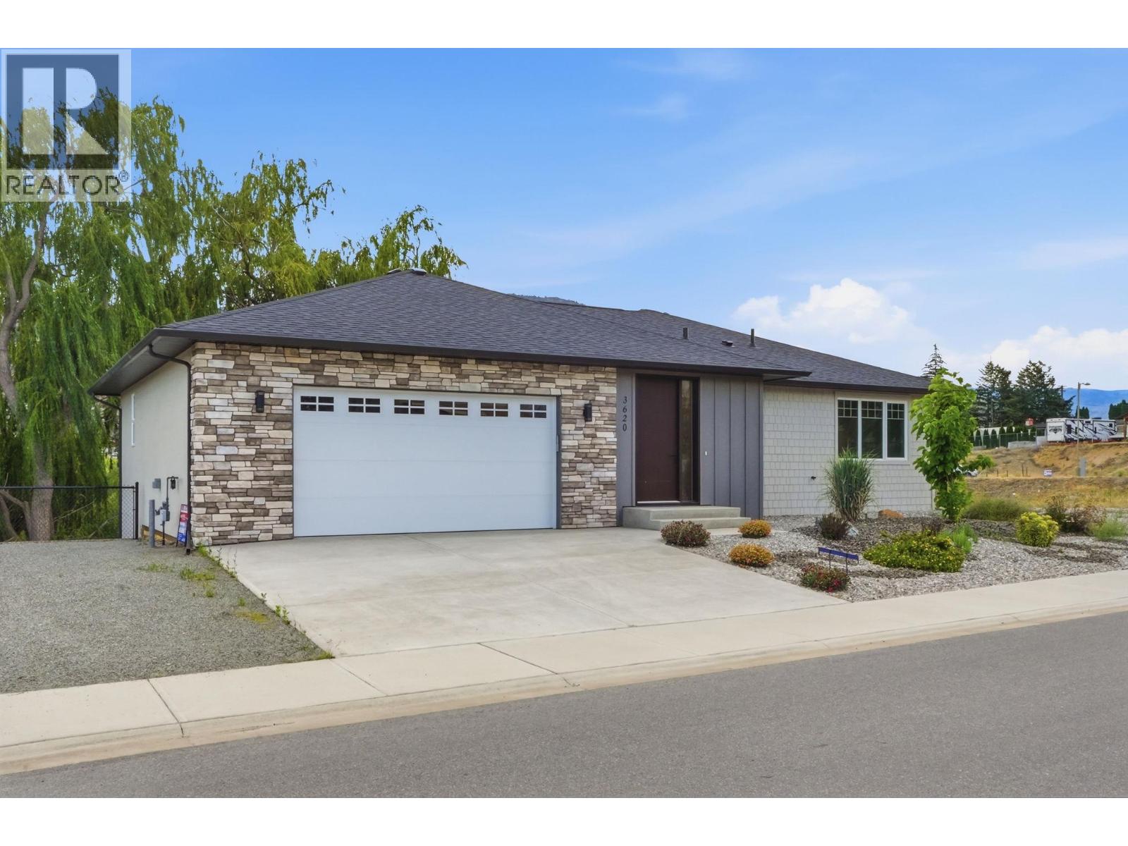 3620 LOBELIA Drive - 4