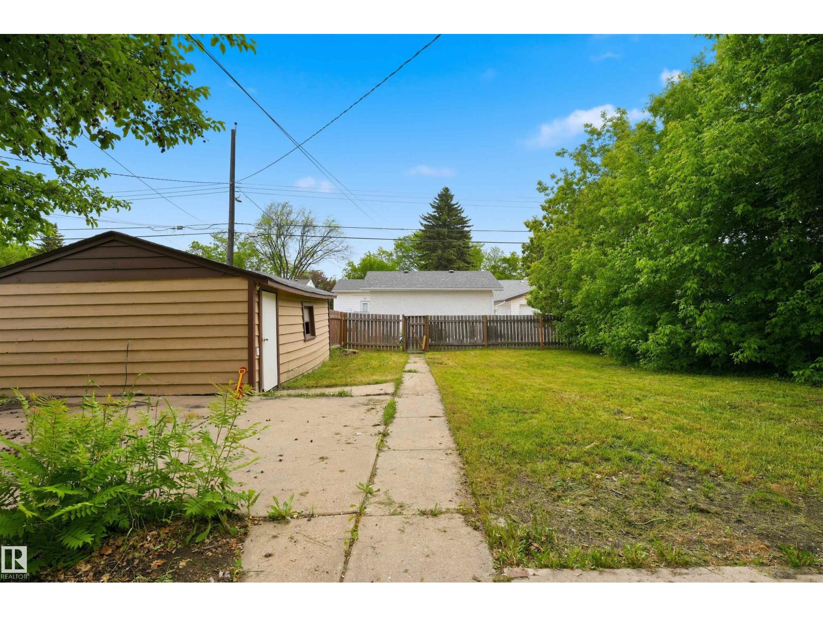 12235 ST ALBERT TR NW - 32