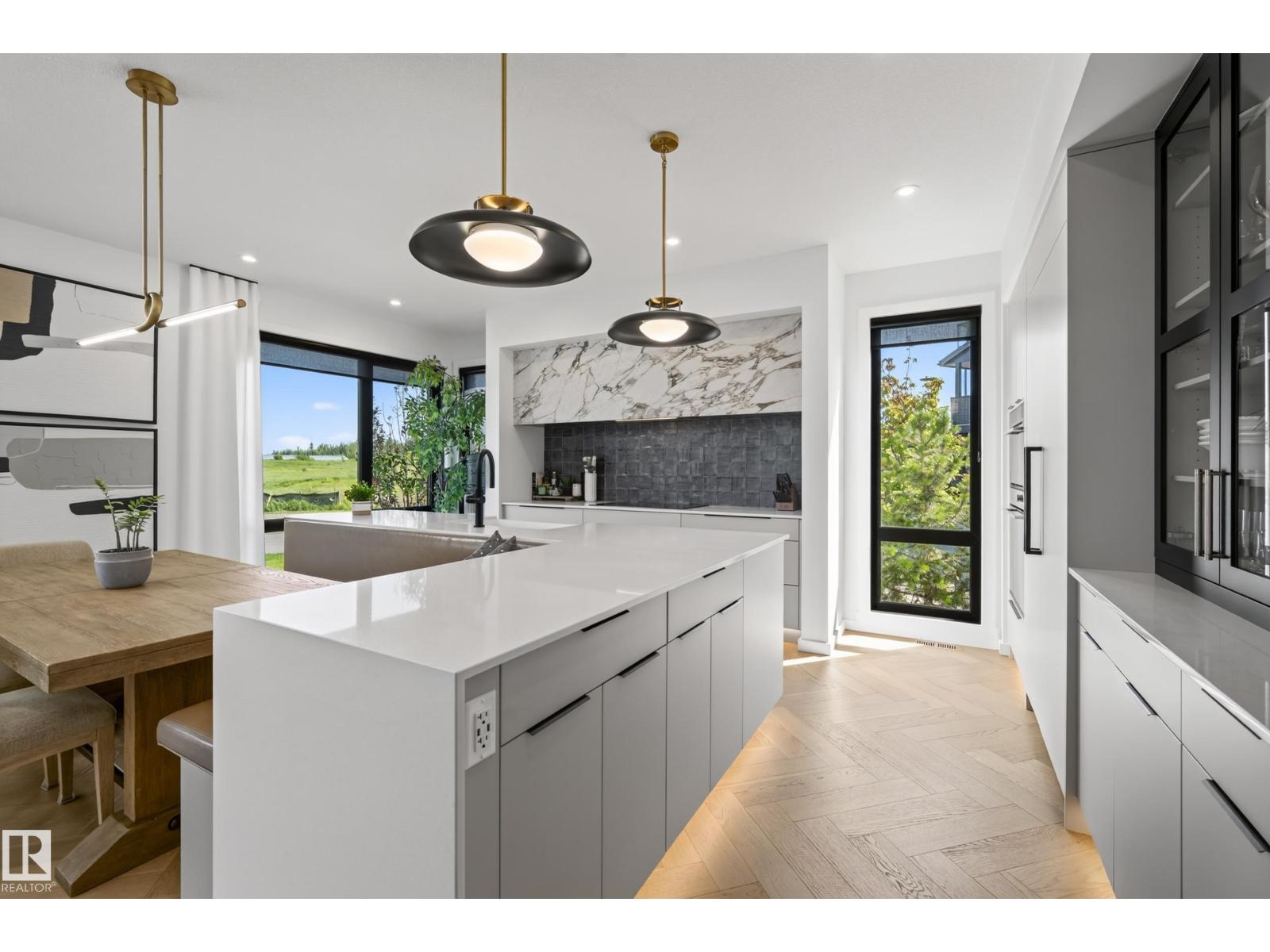 #42 5 RONDEAU DR - 11