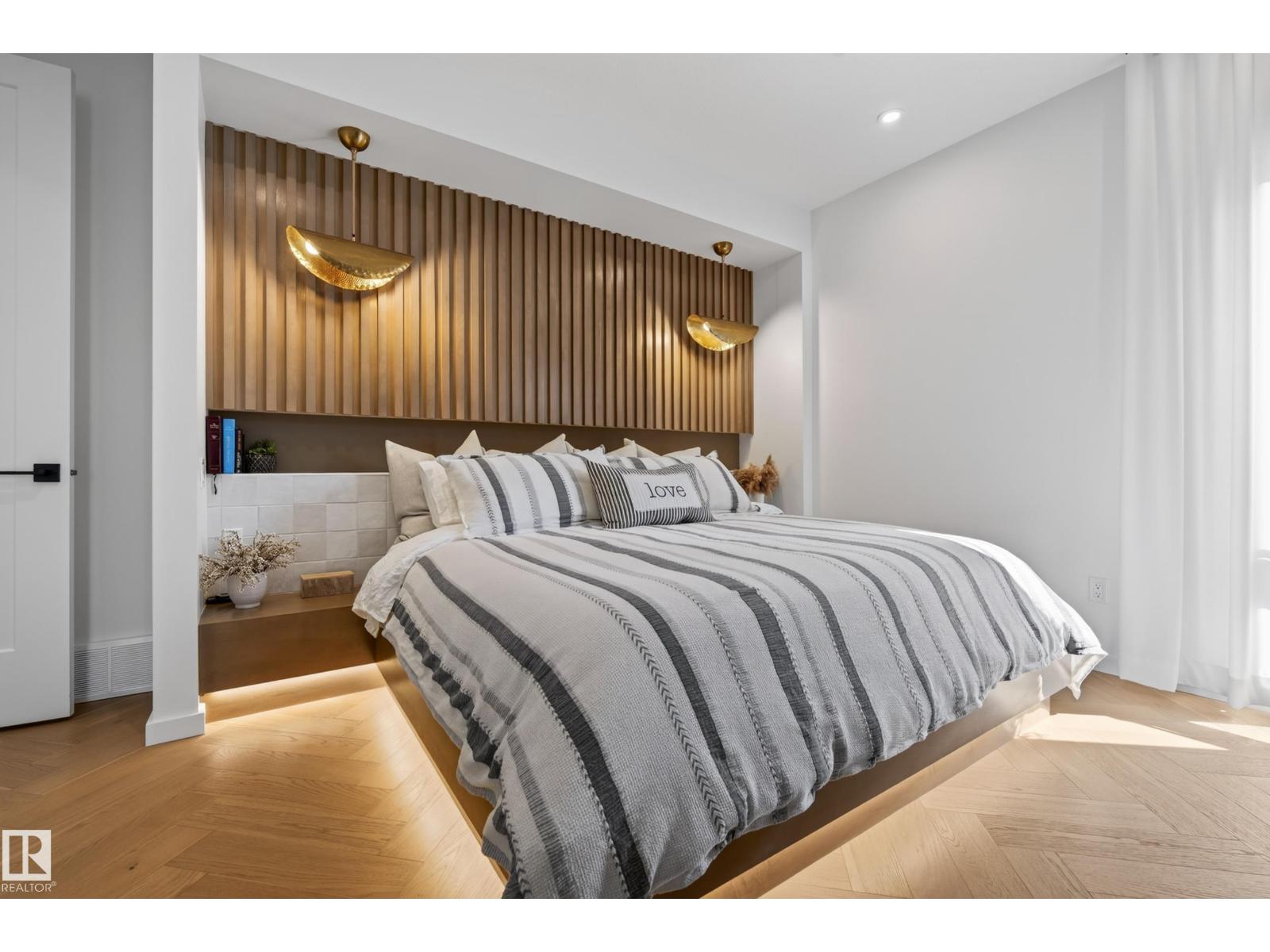 #42 5 RONDEAU DR - 19