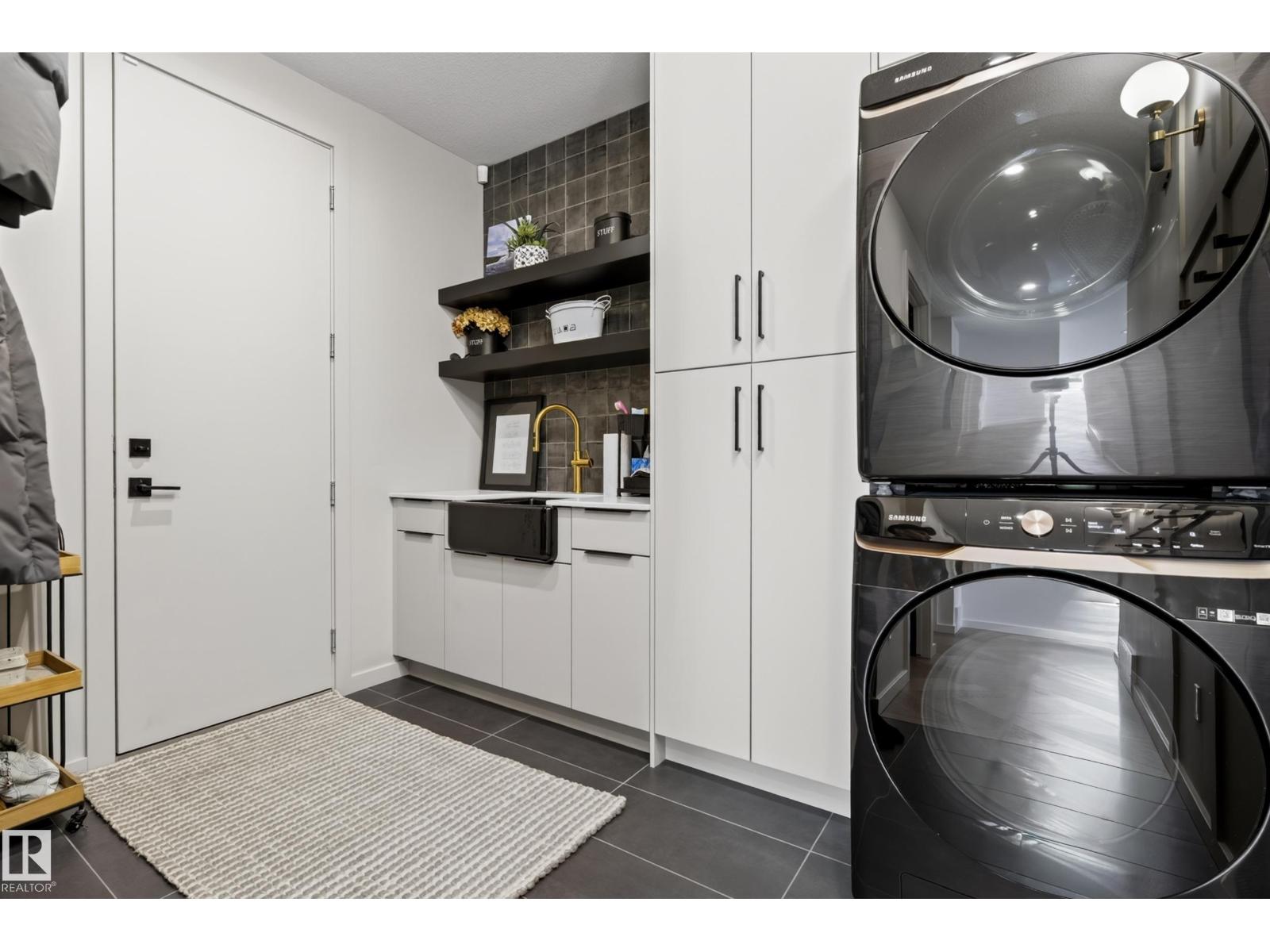 #42 5 RONDEAU DR - 27