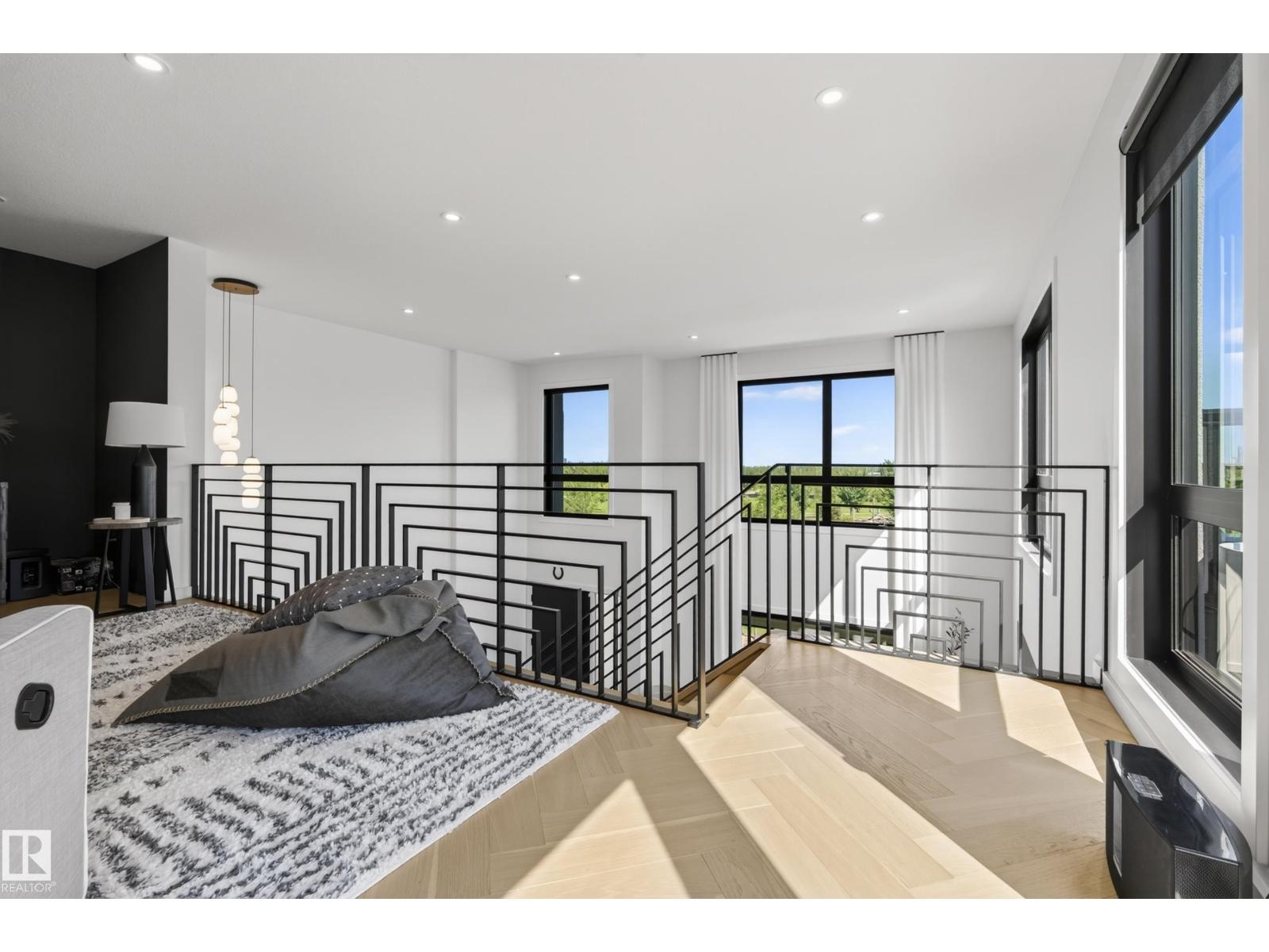 #42 5 RONDEAU DR - 29