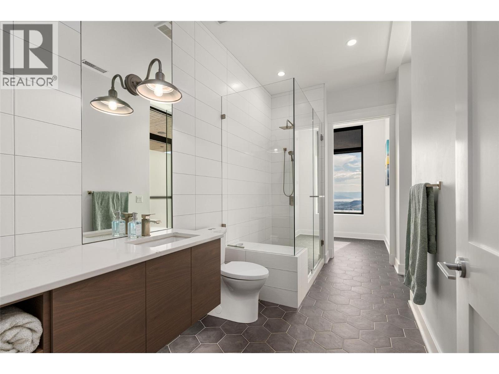 4425 Twin Creek Place - 46