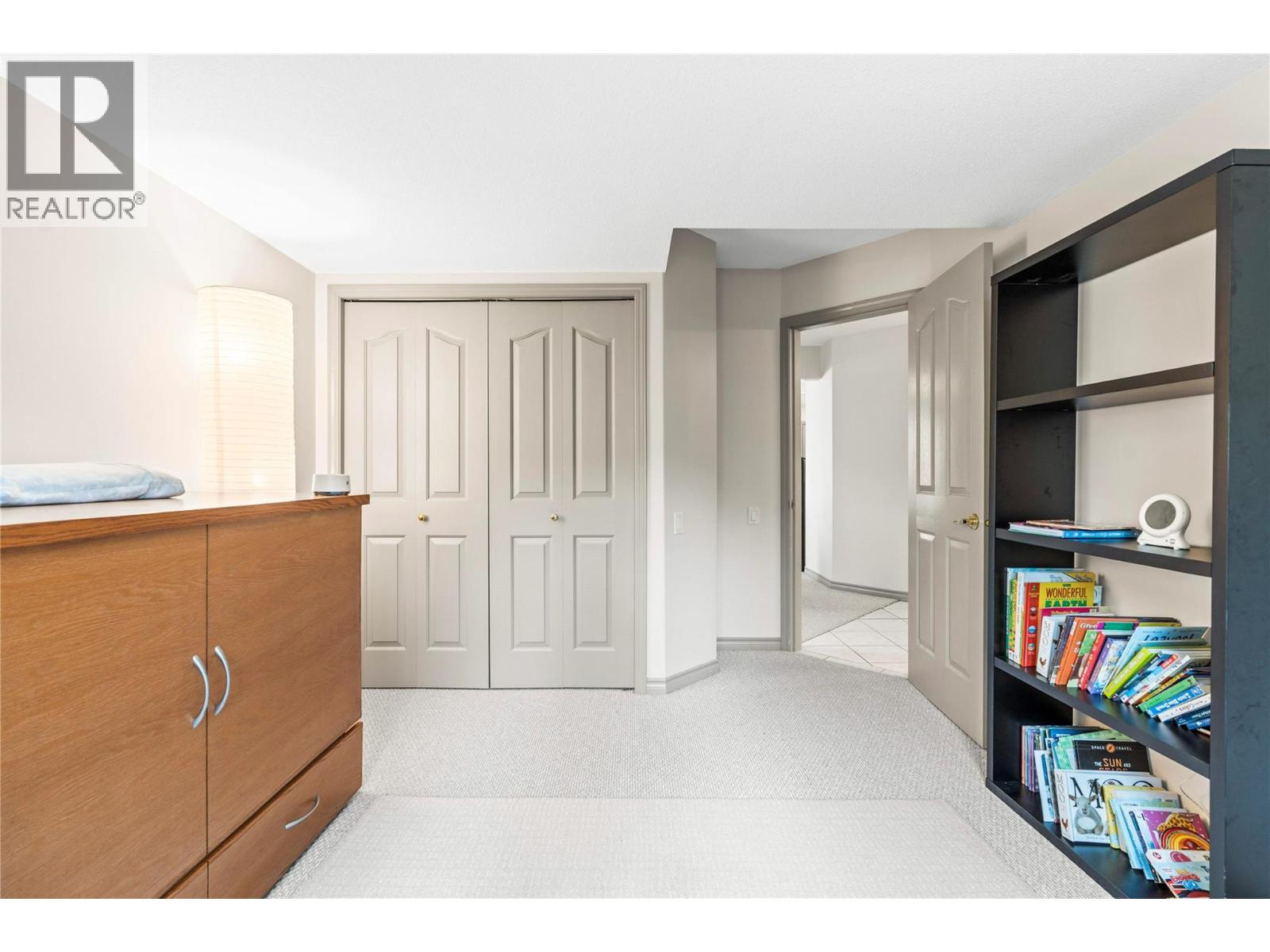 2068 Hunter Crescent, Armstrong