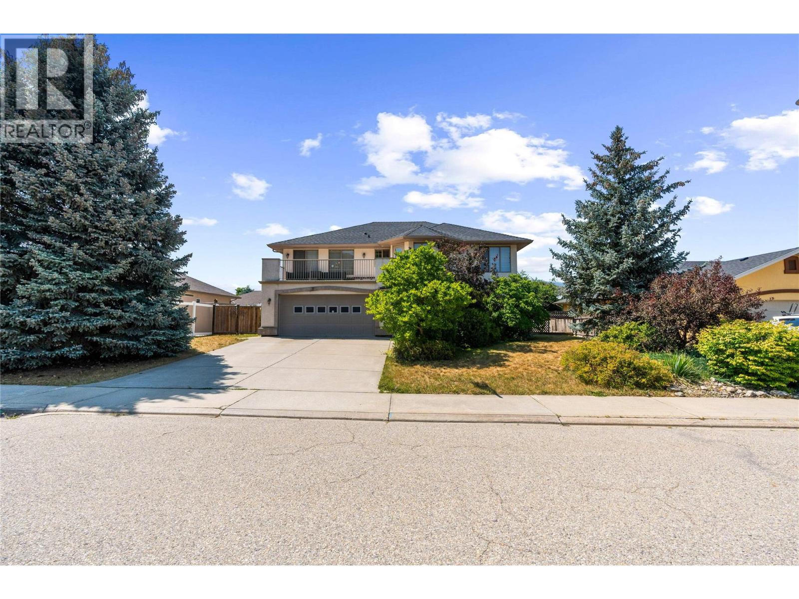 2068 Hunter Crescent, Armstrong