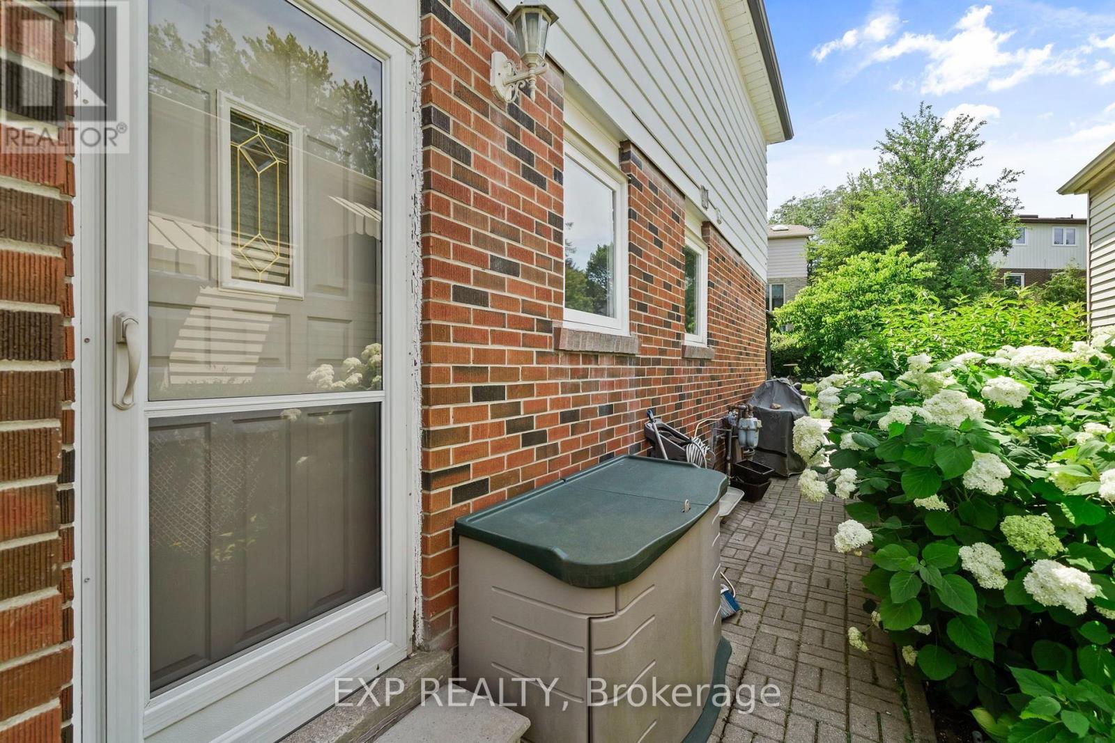 171 SIMONSTON BOULEVARD - 39