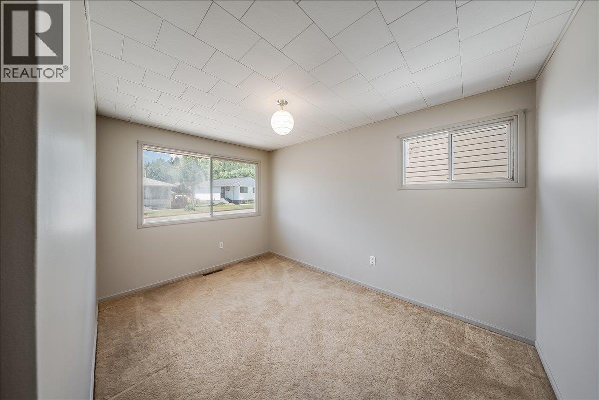 706 Hermia Crescent - 11