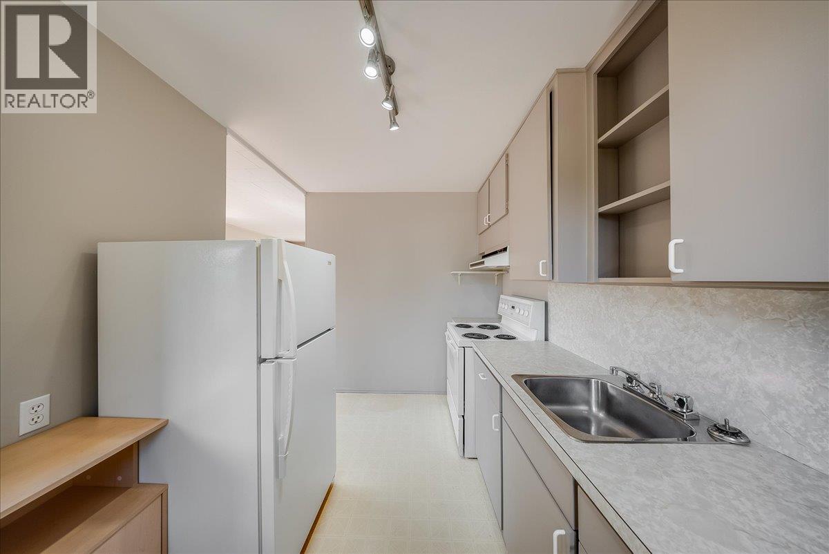 706 Hermia Crescent - 4