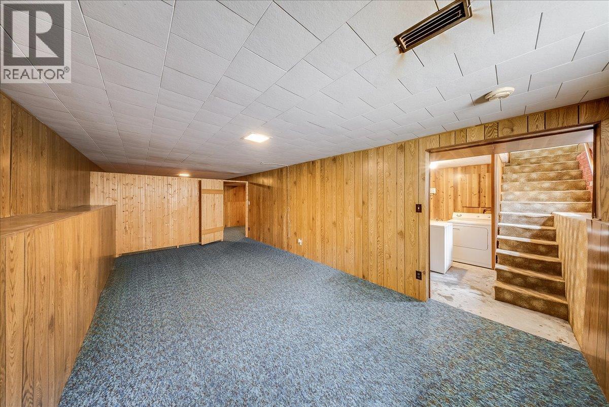 706 Hermia Crescent - 19