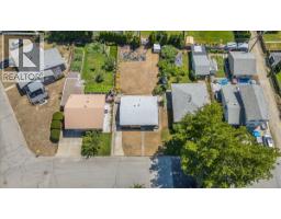 706 Hermia Crescent, Trail, BC V1R1B4 Photo 35