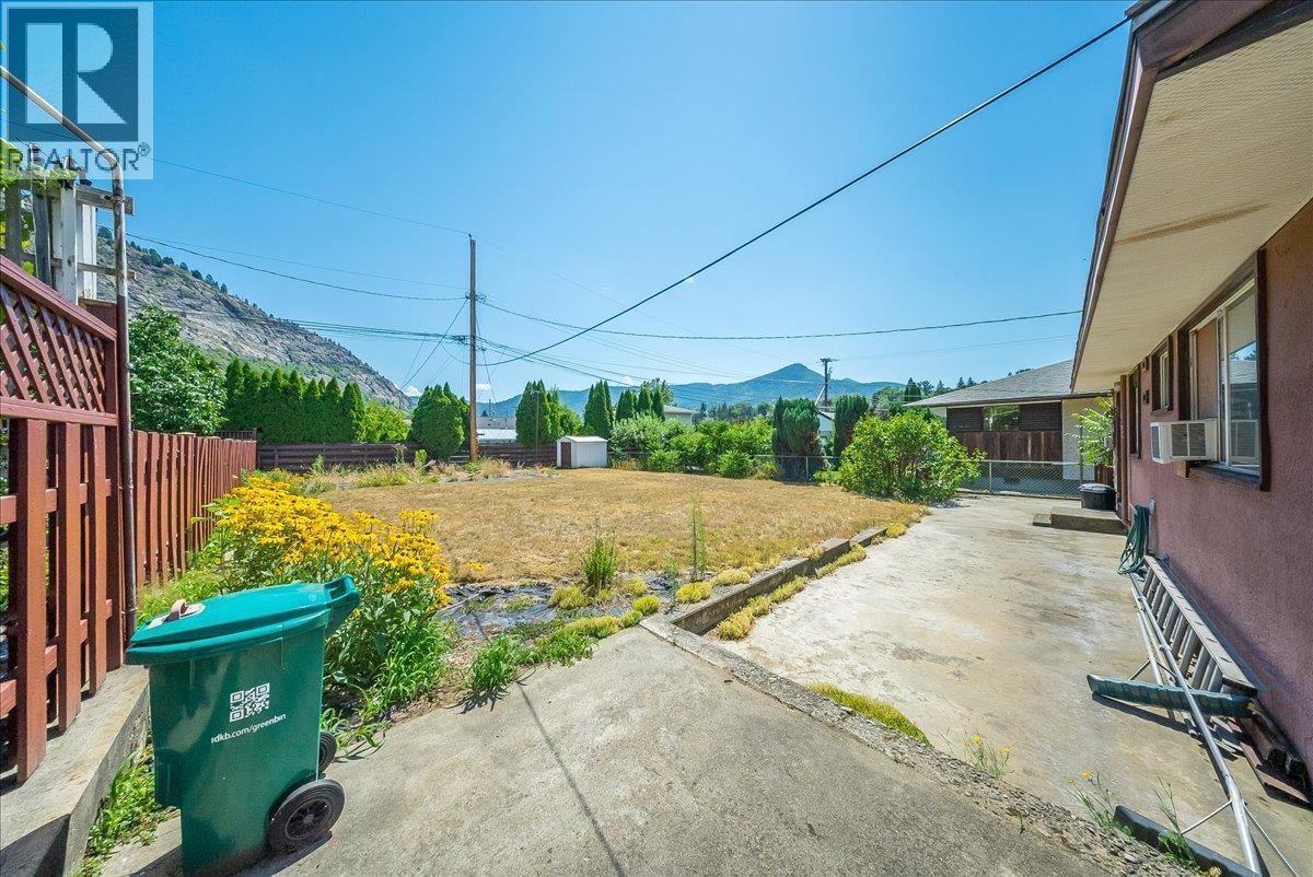 706 Hermia Crescent - 28