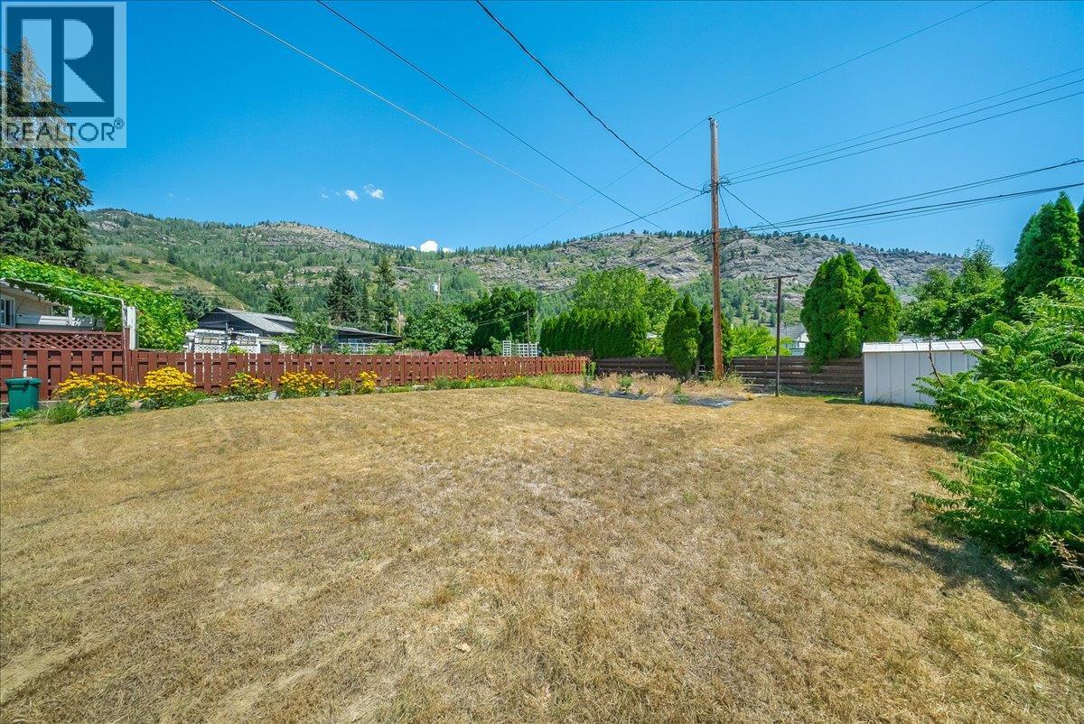 706 Hermia Crescent - 29