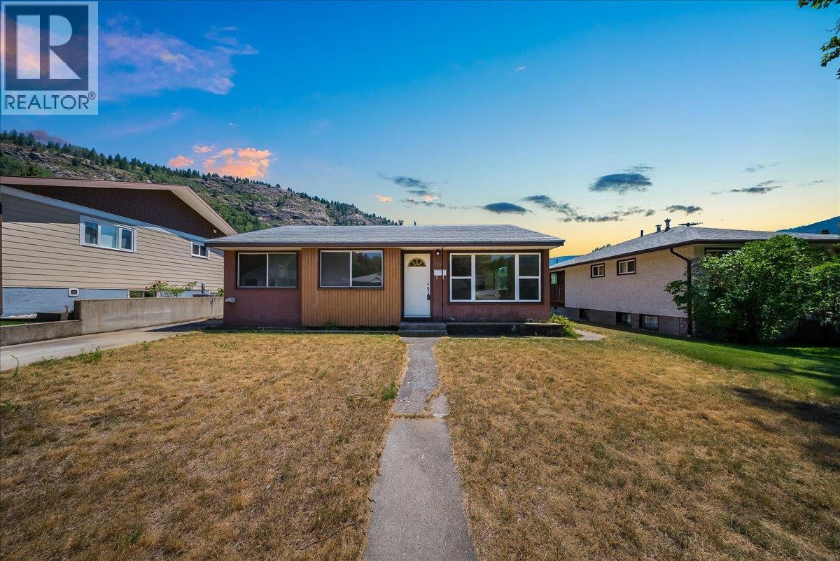 706 Hermia Crescent - 34