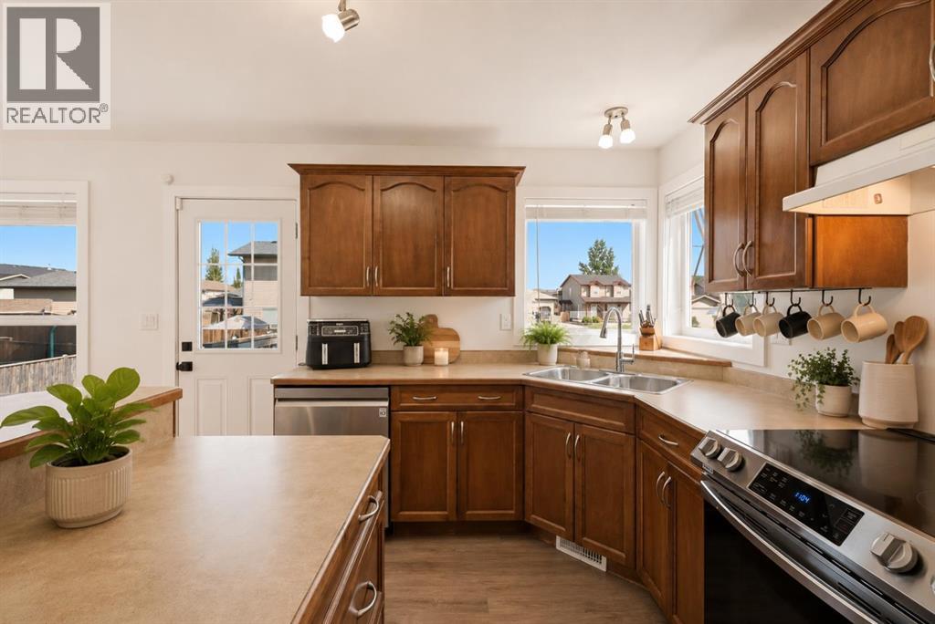 Listing photo – 5618 Panorama Drive, Blackfalds