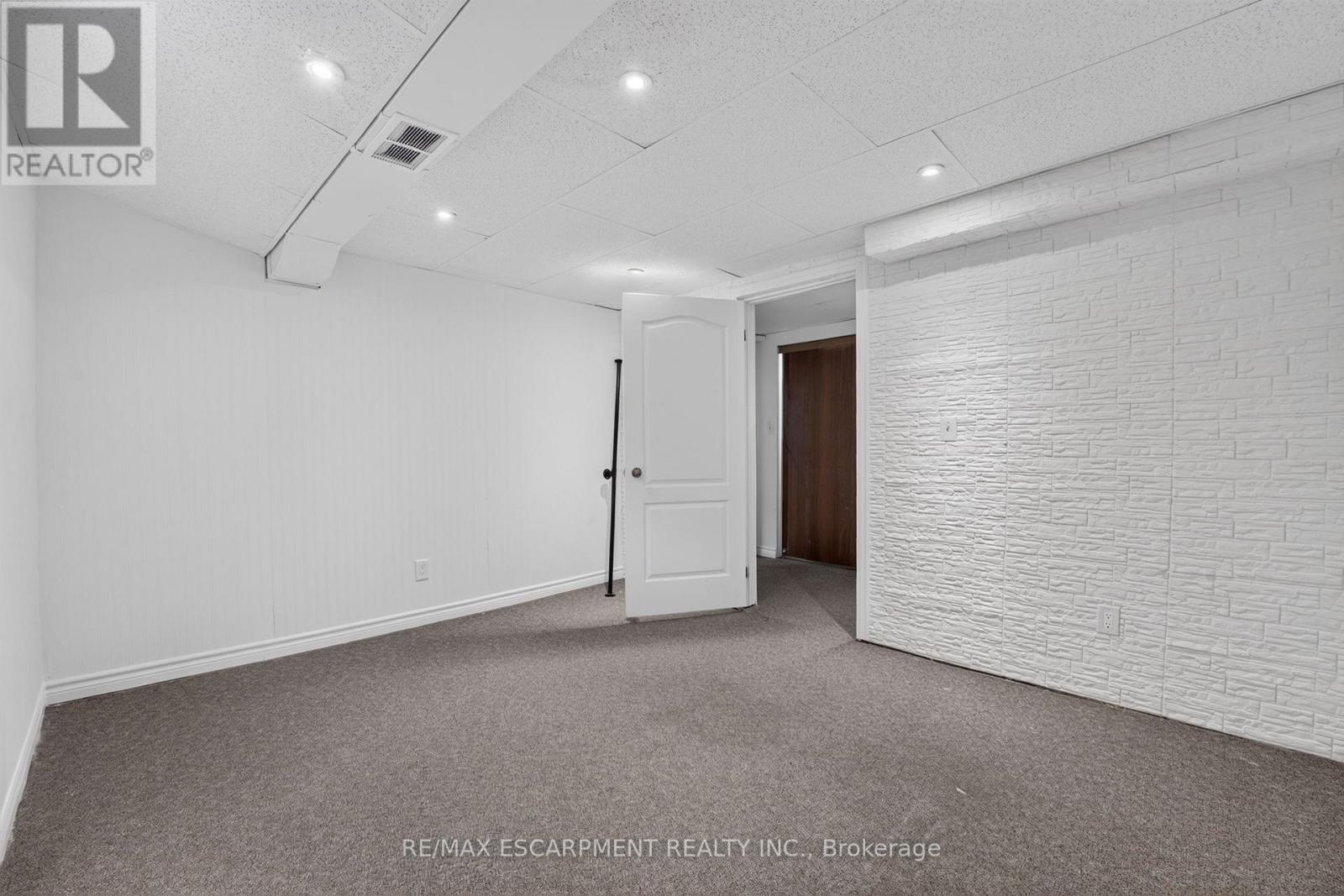 2450 OVERTON DRIVE - 41