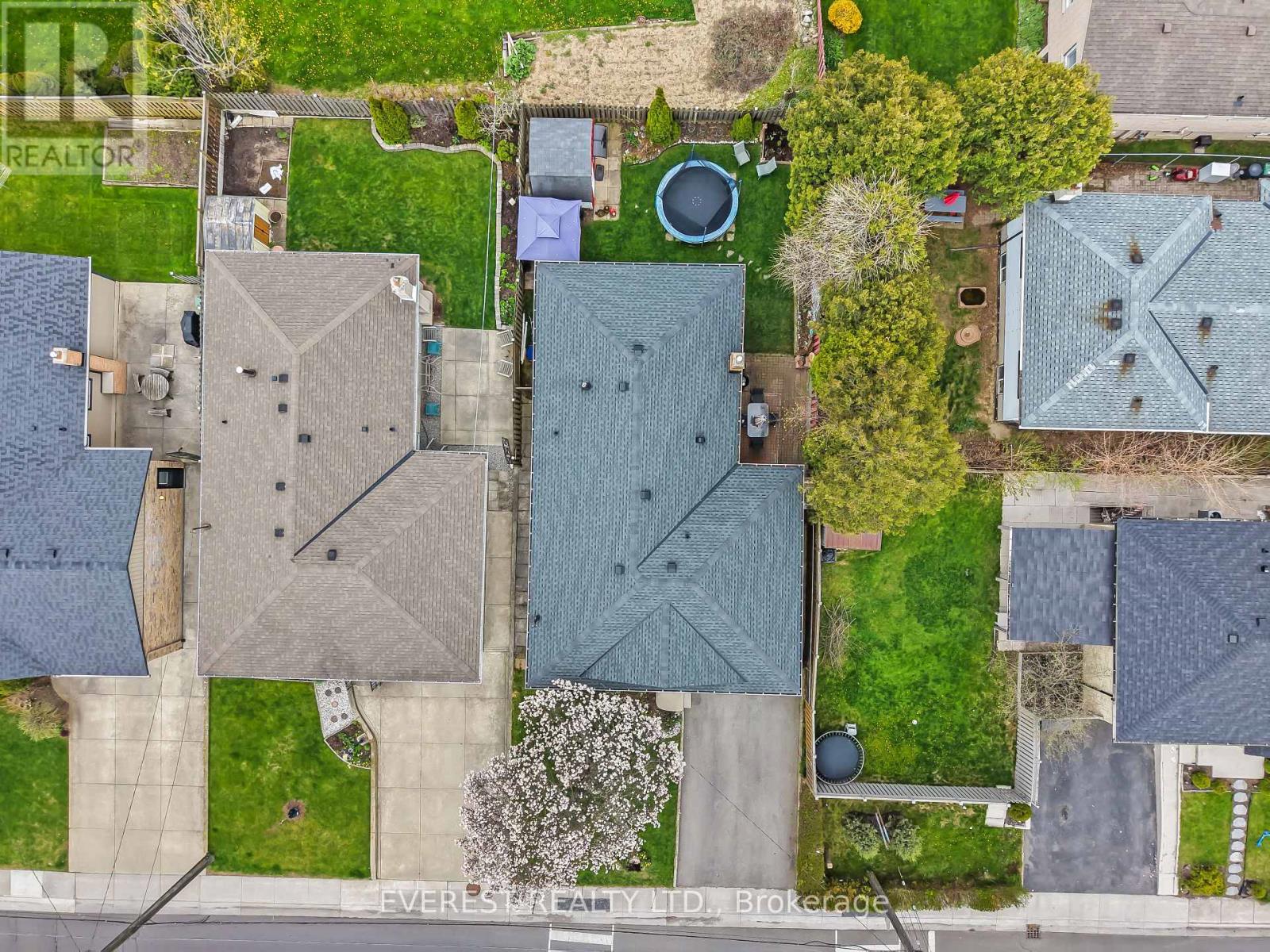 27 LAVINA CRESCENT - 3