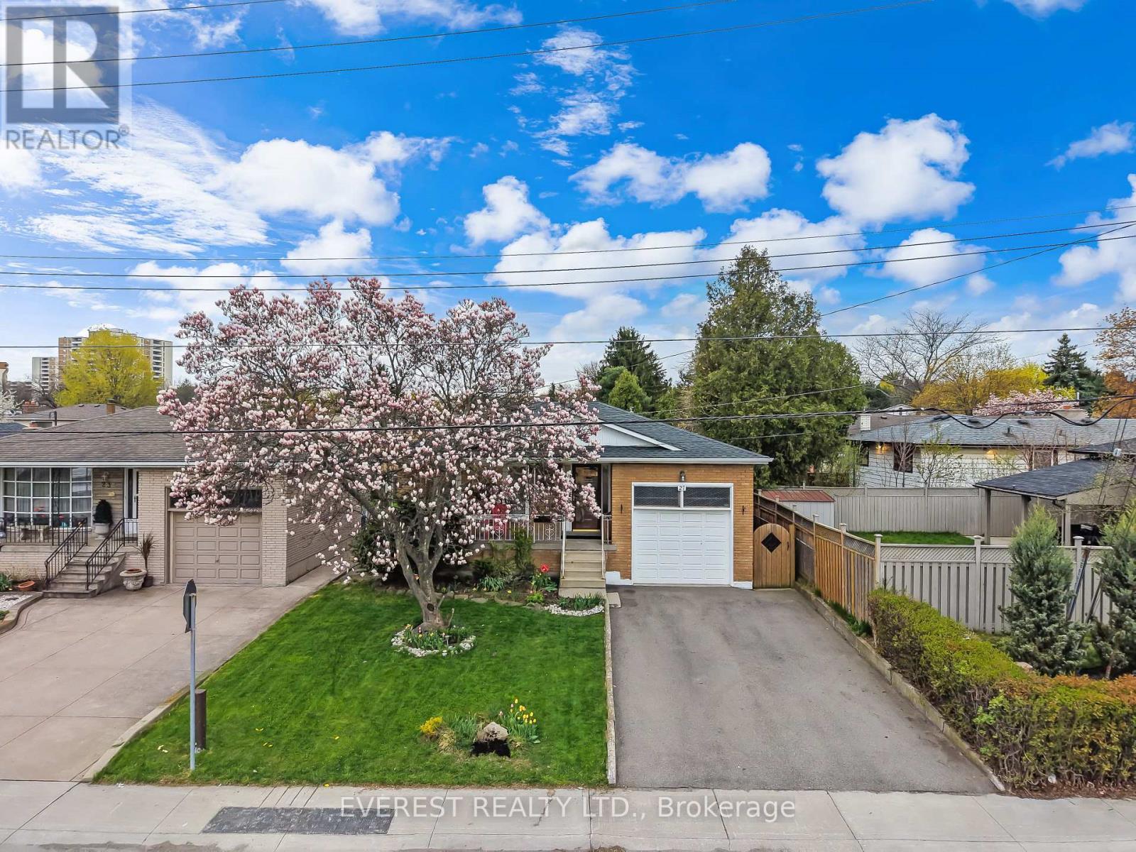 27 LAVINA CRESCENT - 5