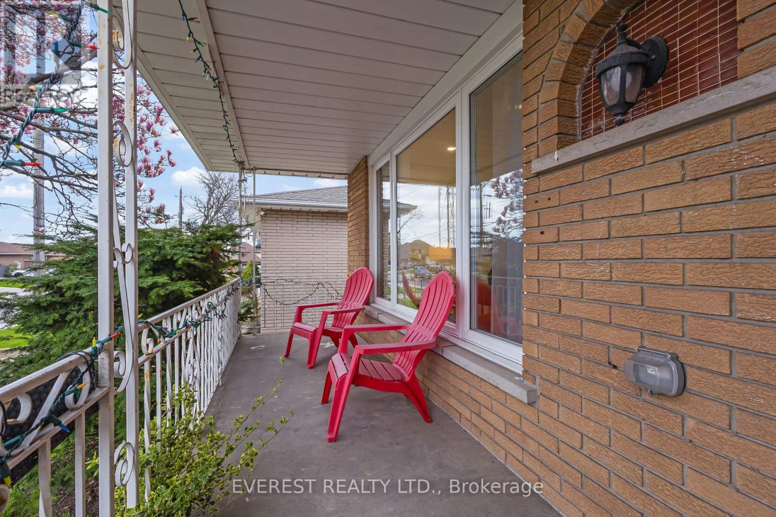 27 LAVINA CRESCENT - 9