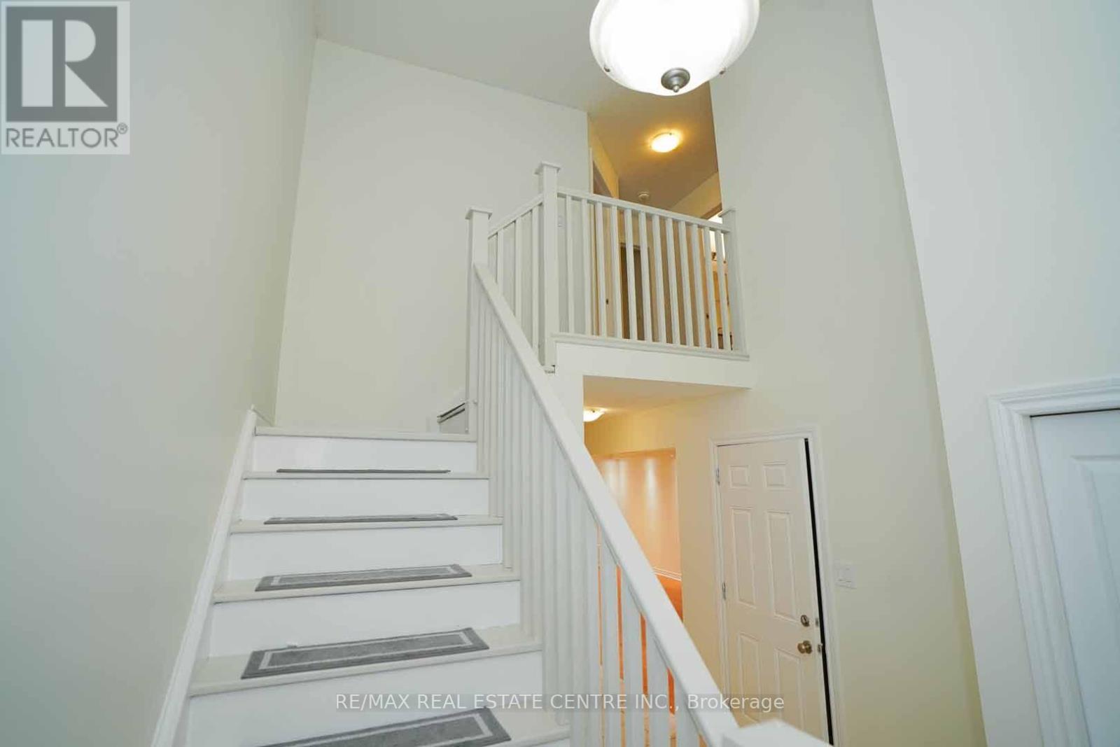 18 HERITAGE DRIVE - 19
