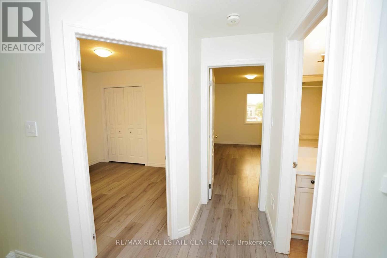 18 HERITAGE DRIVE - 24