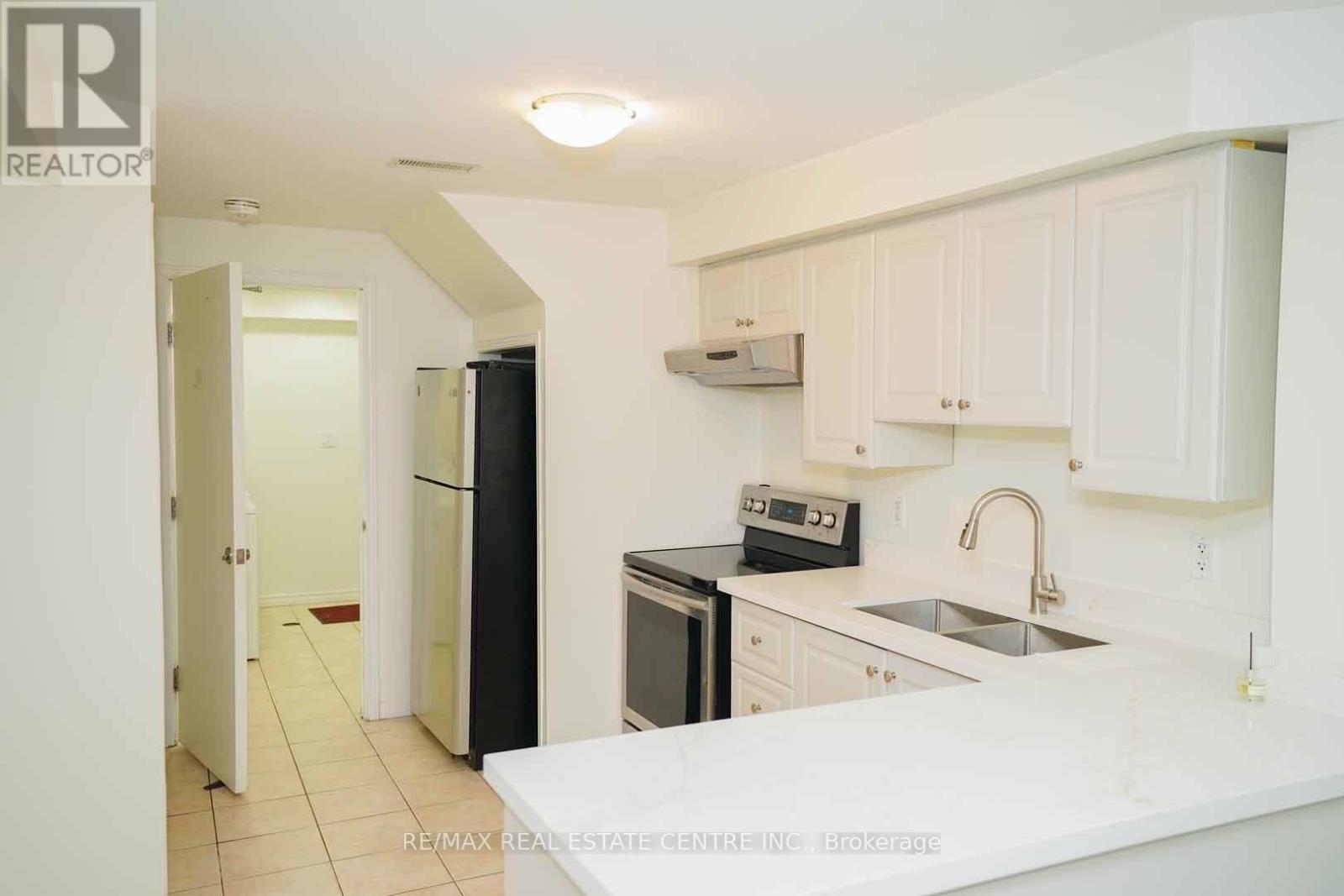 18 HERITAGE DRIVE - 46