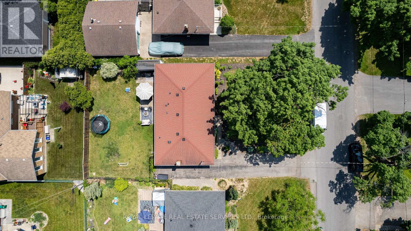 70 ROCHELLE DRIVE - 26