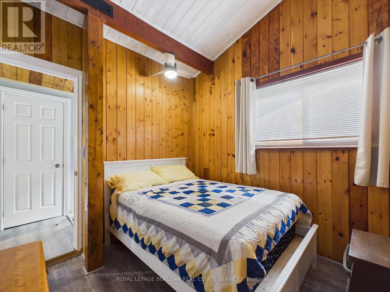 224 FAWN ROAD N - 21