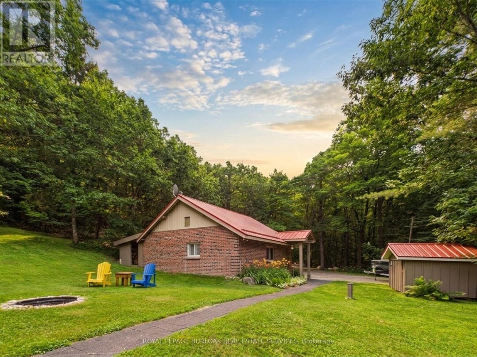 224 FAWN ROAD N - 28