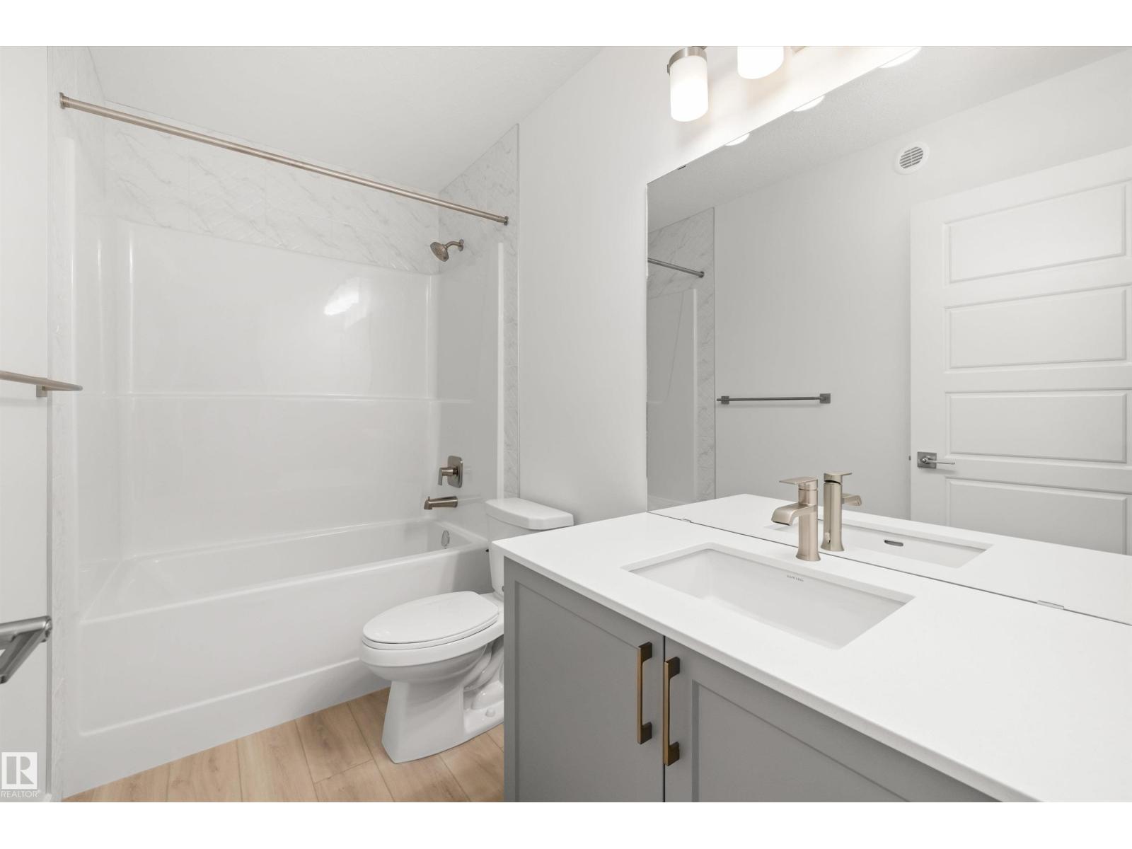 18923 28 AV NW - 25