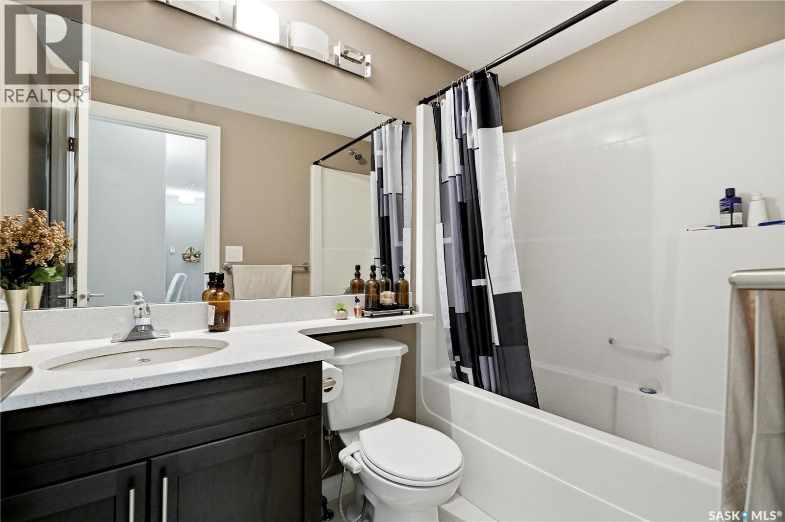 #210 423 Nelson ROAD - Image 17