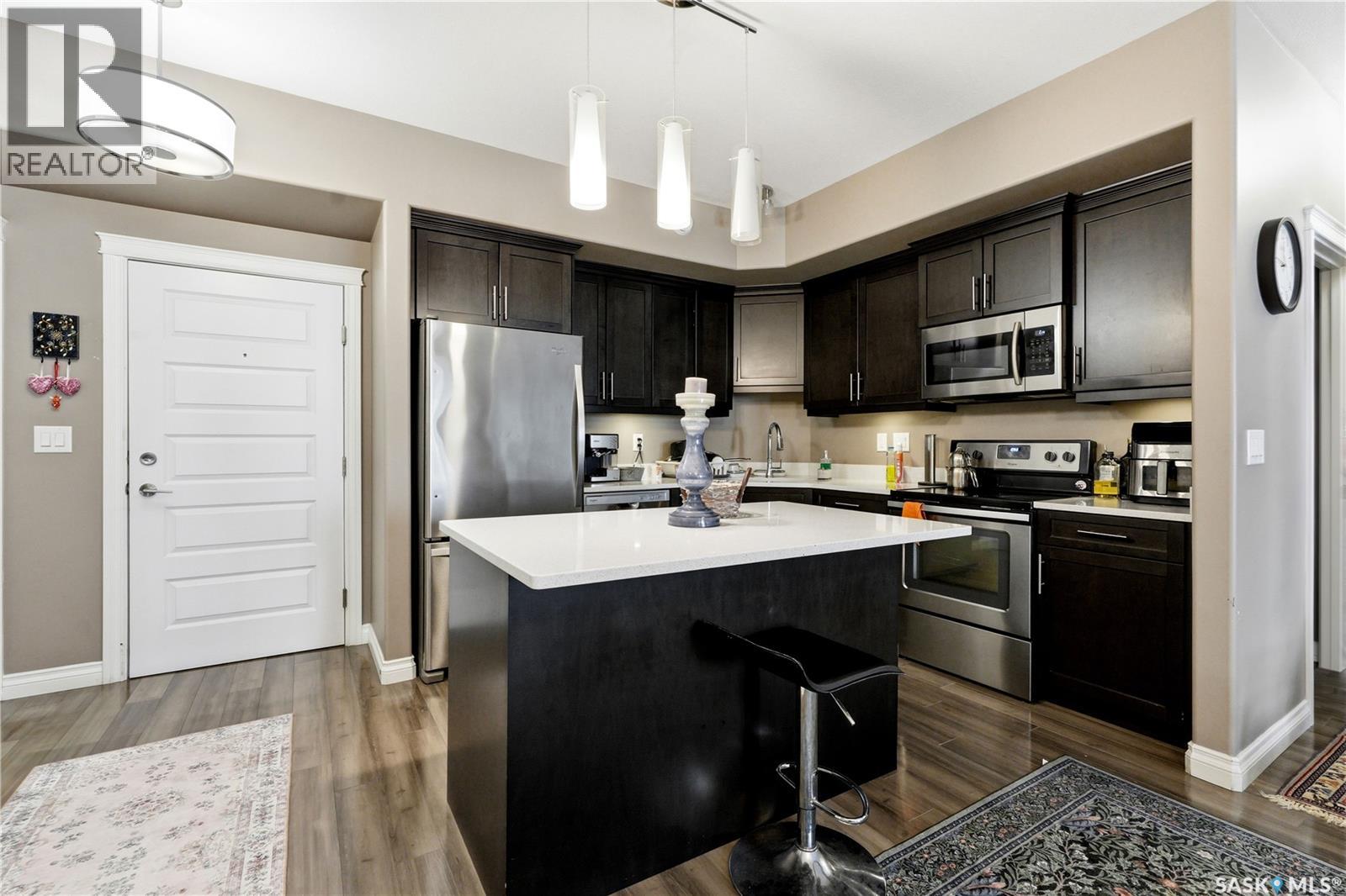 #210 423 Nelson ROAD - Image 3