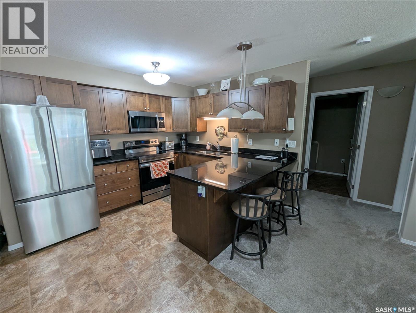 #111 150 Pawlychenko LANE - 2