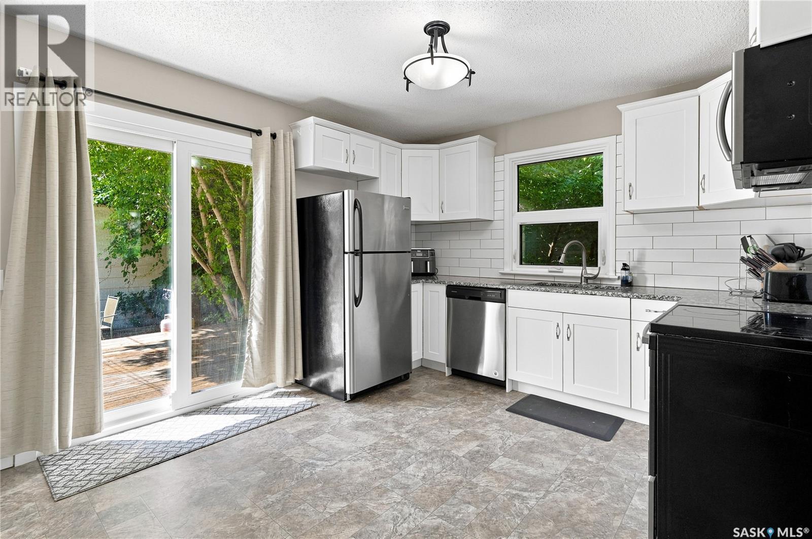 1116 Ewart AVENUE - Image 10