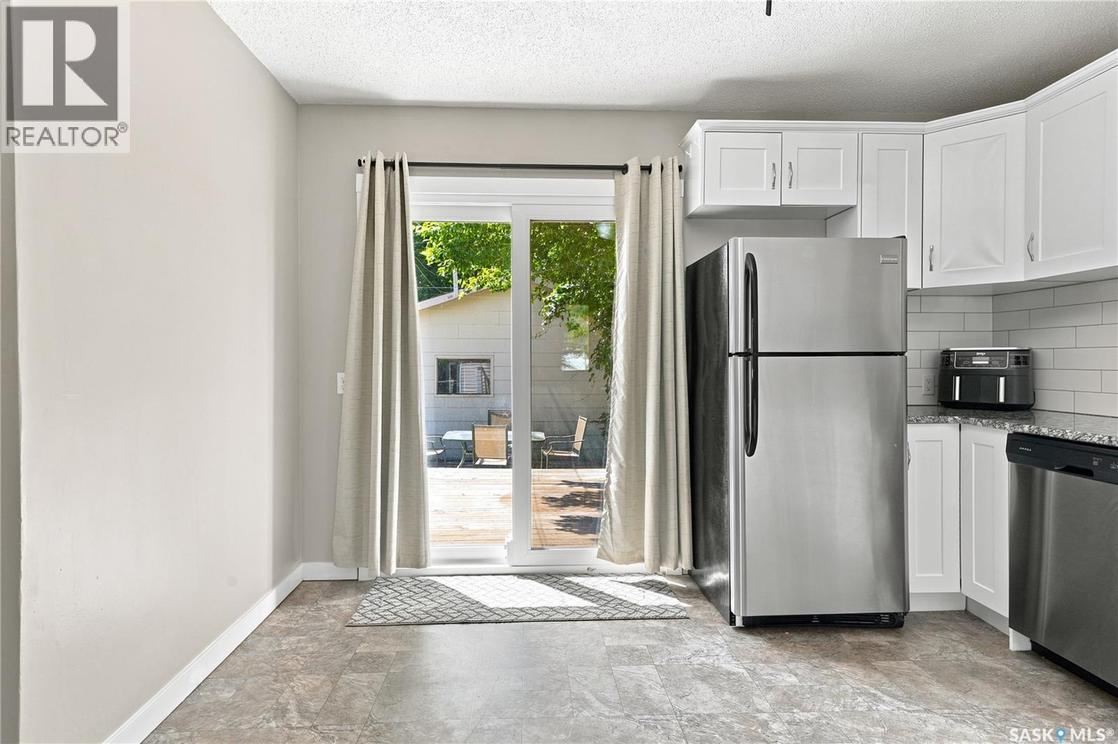 1116 Ewart AVENUE - Image 14
