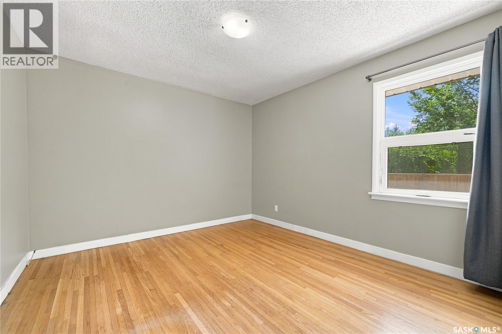 1116 Ewart AVENUE - Image 18