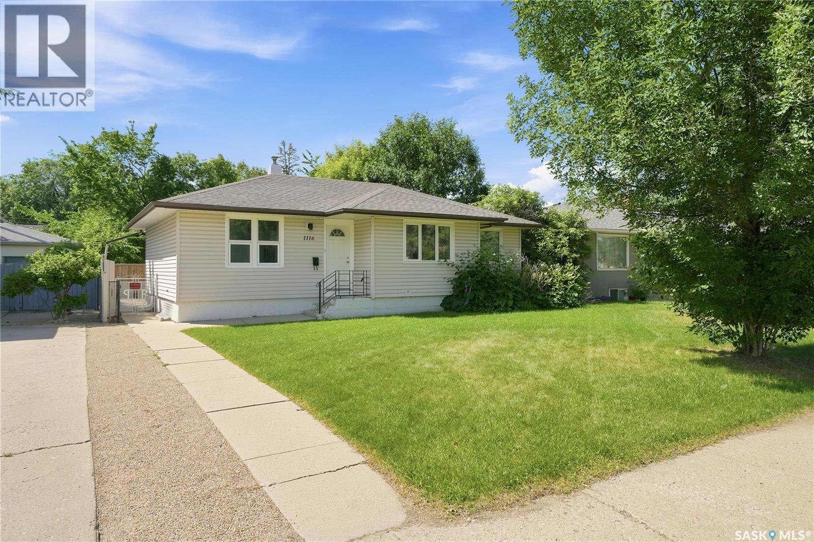 1116 Ewart AVENUE - Image 2