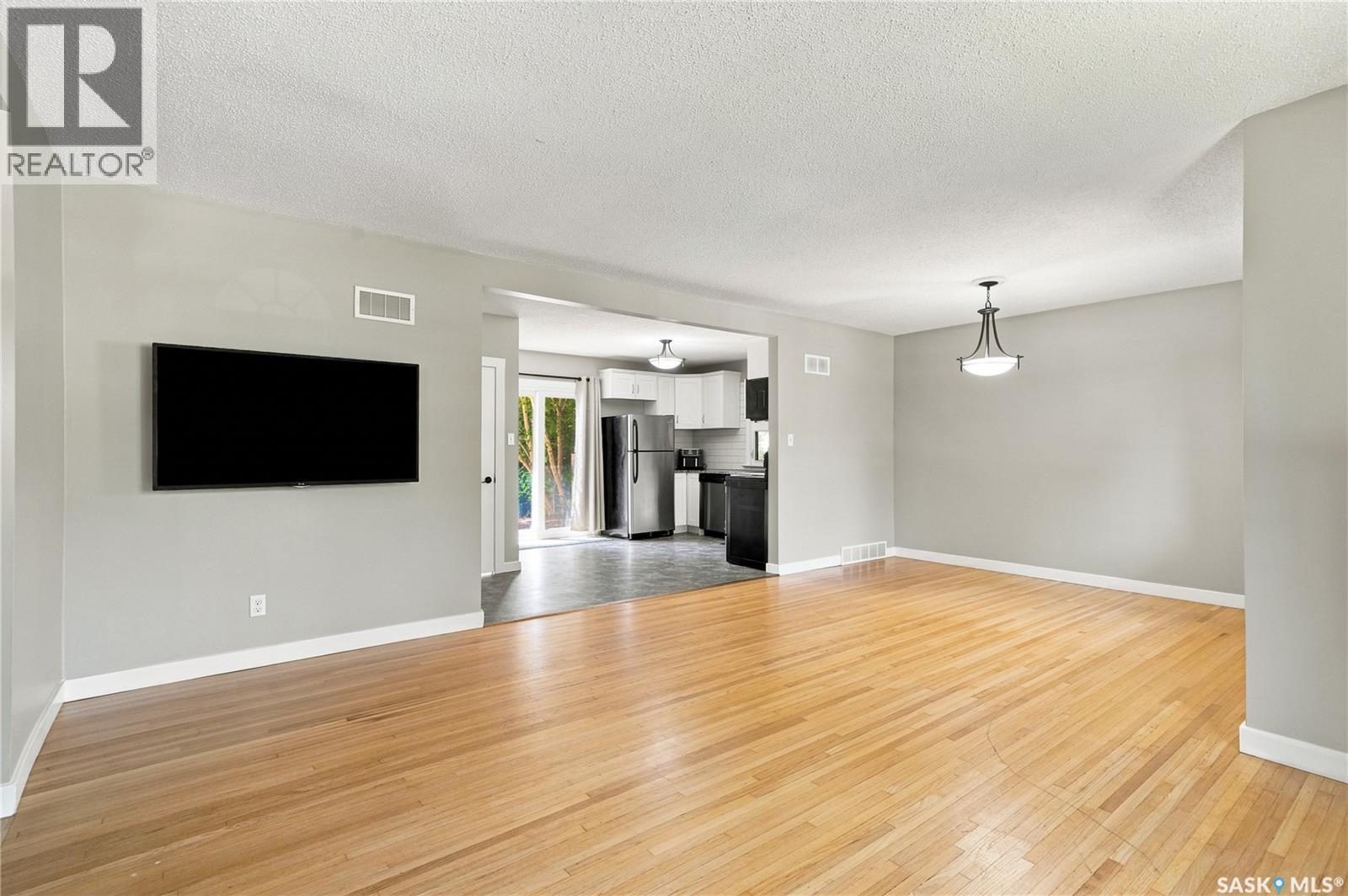 1116 Ewart AVENUE - Image 5
