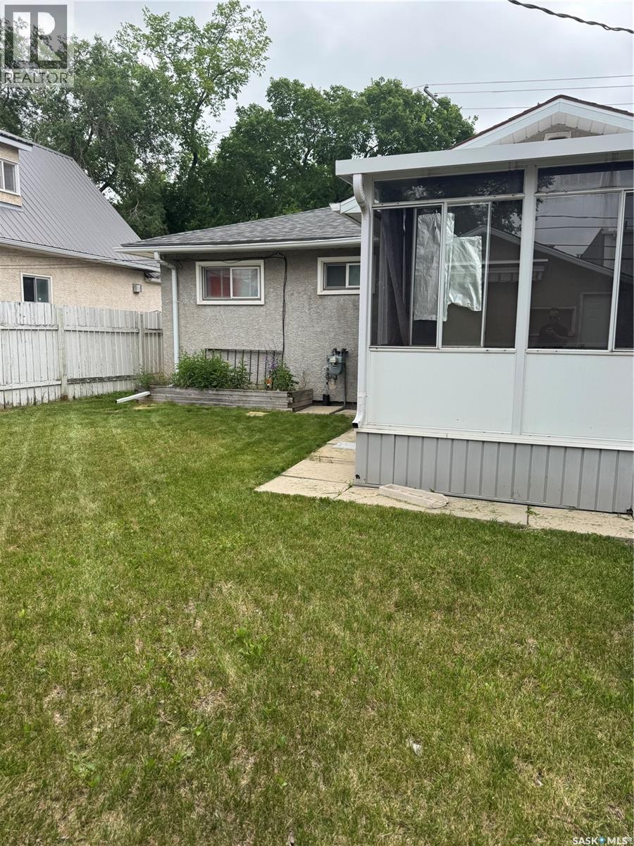 1620 Rothwell STREET - 9