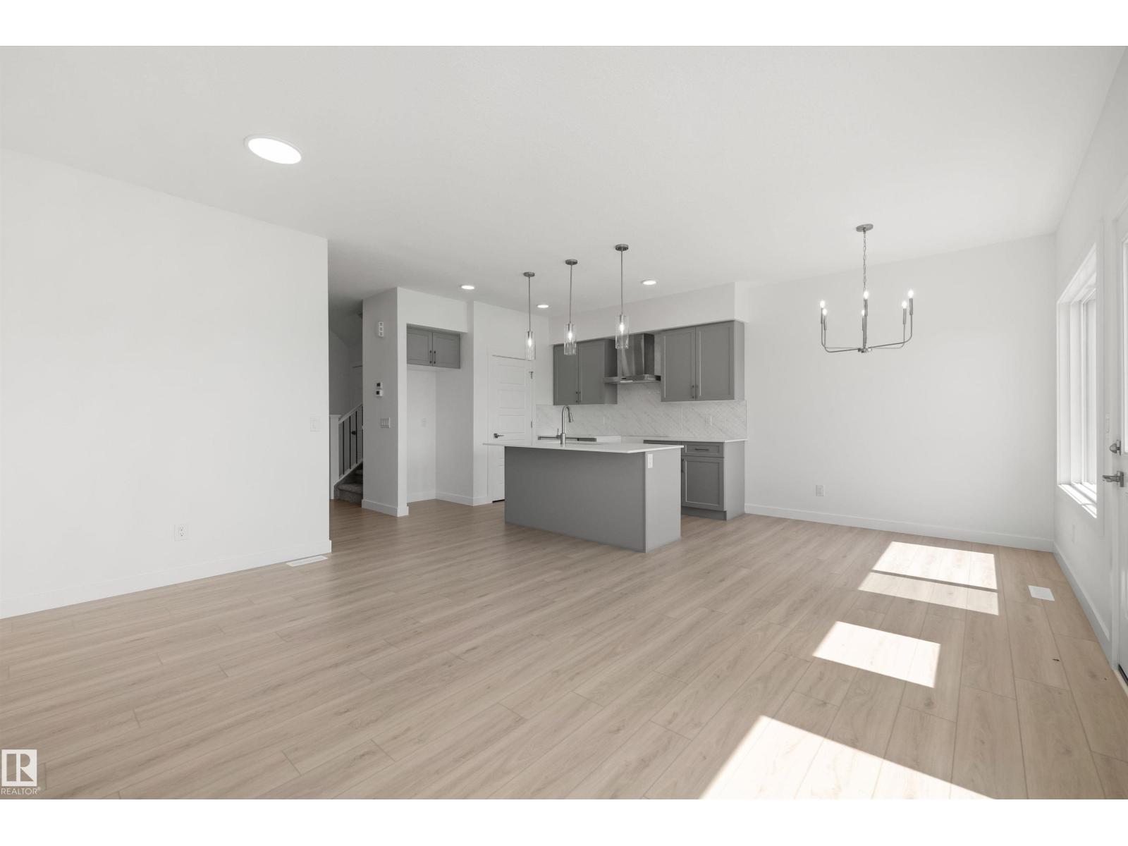 18923 28 AV NW - 9