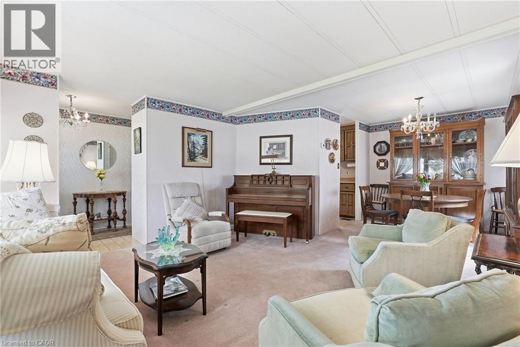 33 FAIRVIEW Crescent - 9